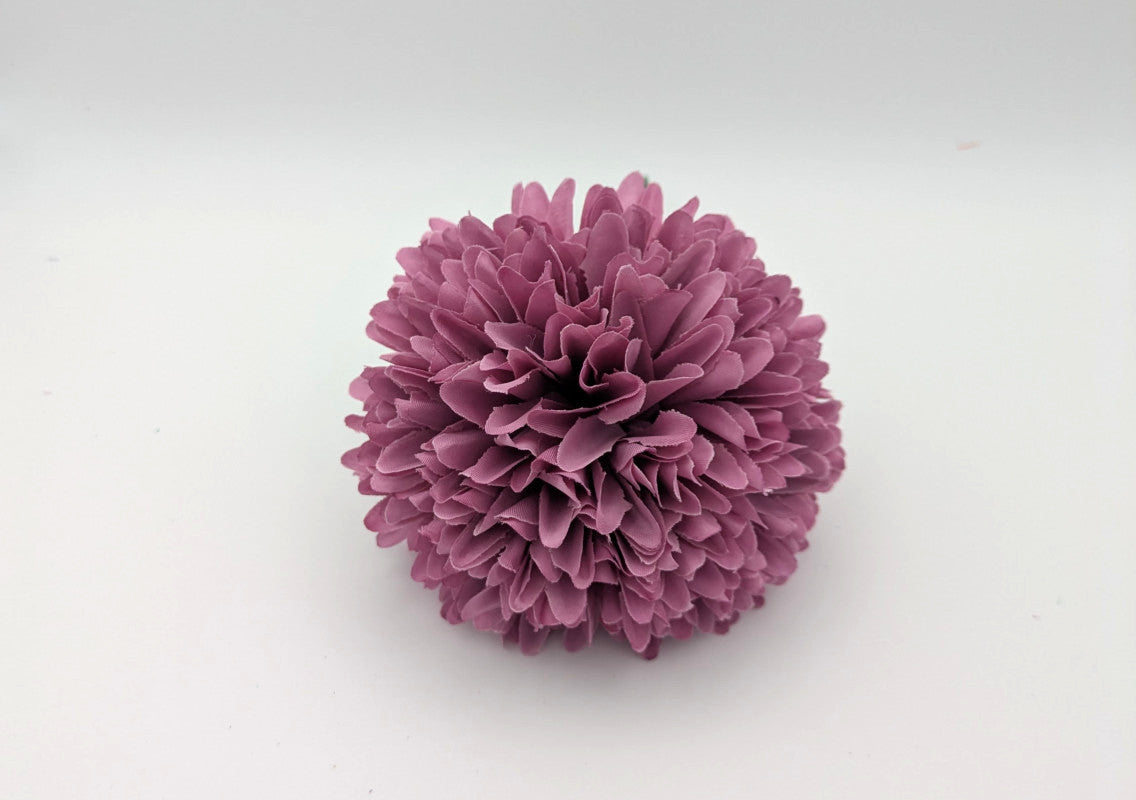 Flor flamenca estilo margarita en color malva empolvado, perfecta para niñas en ferias y eventos - SolFlamenca