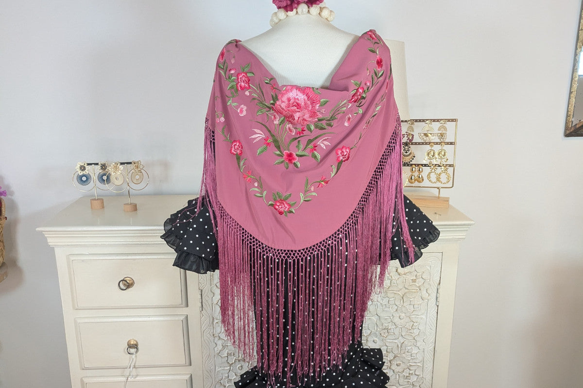 Mantoncillo Bordado Rosa Oscuro con Flecos Largos - SolFlamenca