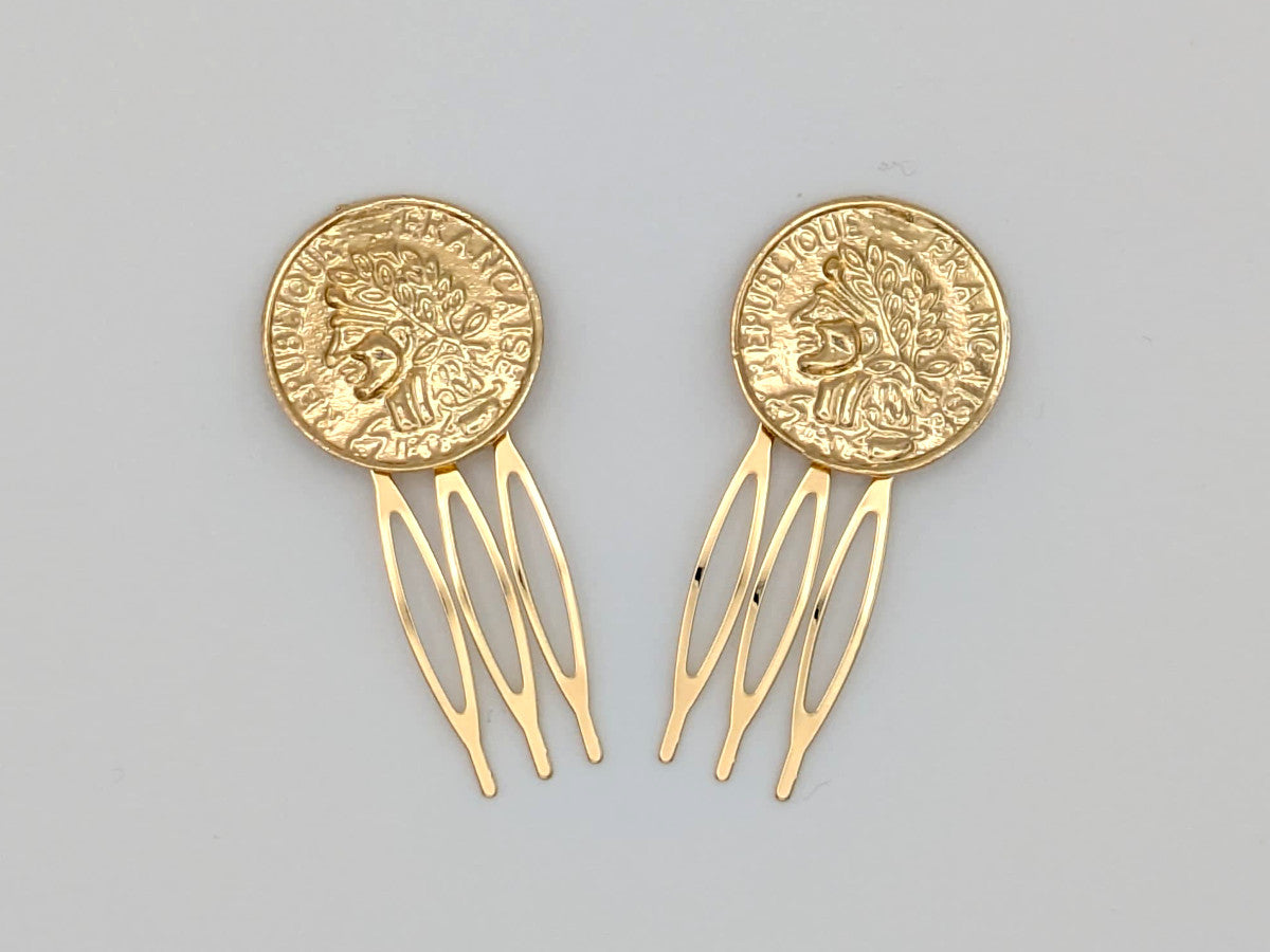 Peinecillo Flamenco Dorado con Diseño de Moneda, Accesorio para Peinados de Moda Flamenca en Ferias y Romerías - SolFlamenca