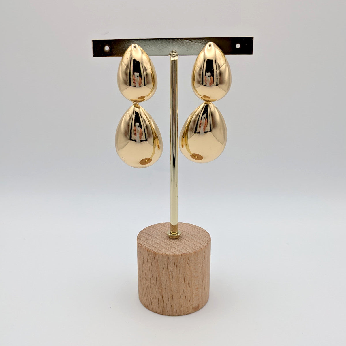 Pendiente Flamenca de Mujer con Lágrima Doble en Acabado Dorado - SolFlamenca