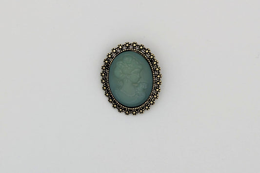 Broche para Mantón Camafeo Verde Jabonoso Estilo Vintage, Accesorio Ideal para Moda Flamenca en Ferias y Romerías - SolFlamenca