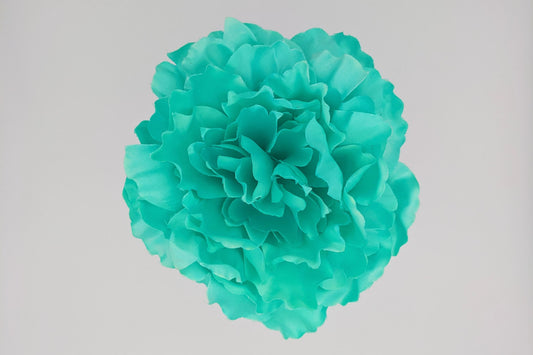 Flor Flamenca Peonía en Color Verde Agua - SolFlamenca
