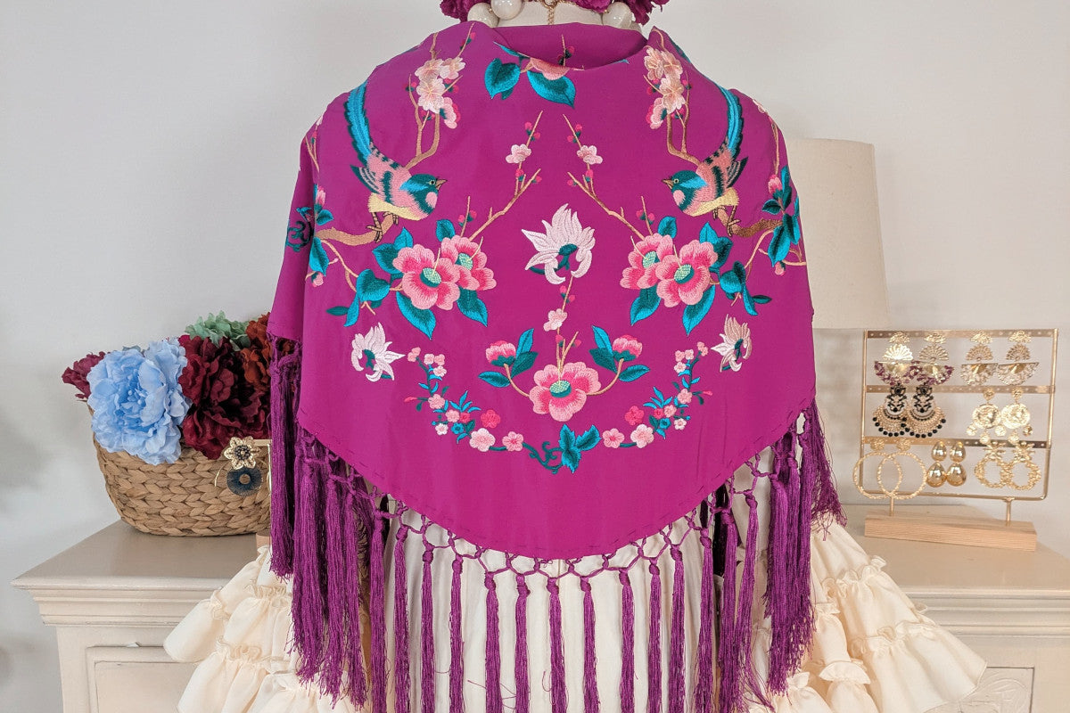 Mantoncillo de Flamenca Bordado Buganvilla con Fleco Corto y Pájaros - SolFlamenca